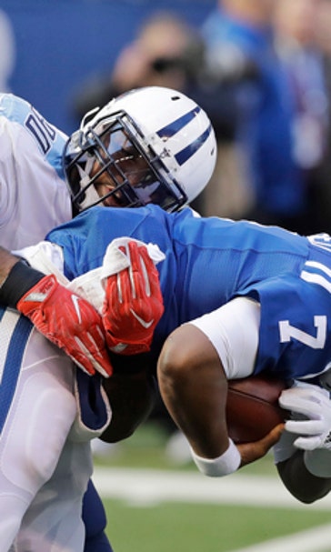 Tennessee puts pressure on Colts in 20-16 victory